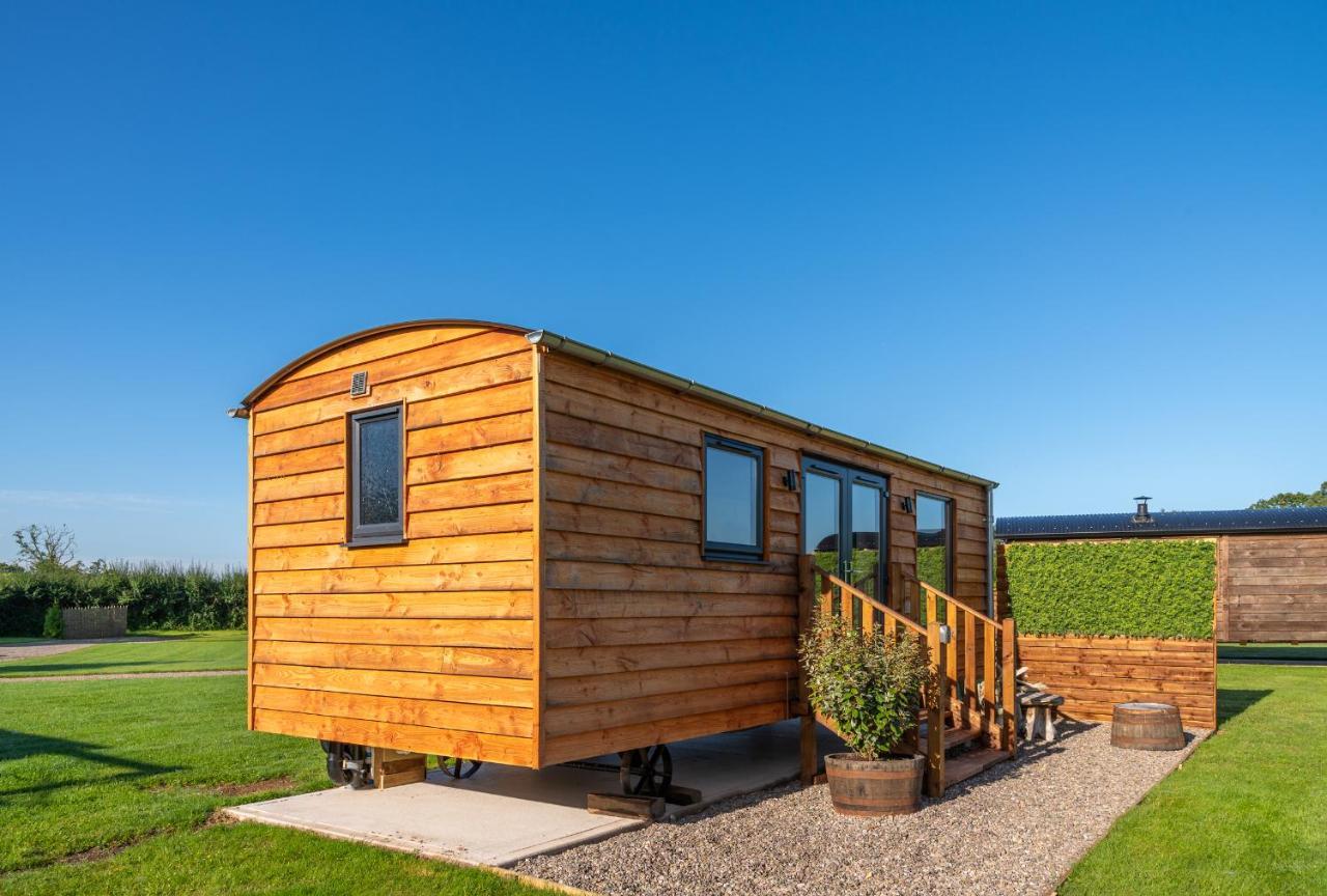 فندق Abberley Shepherds Hut - Ockeridge Rural Retreats Wichenford المظهر الخارجي الصورة