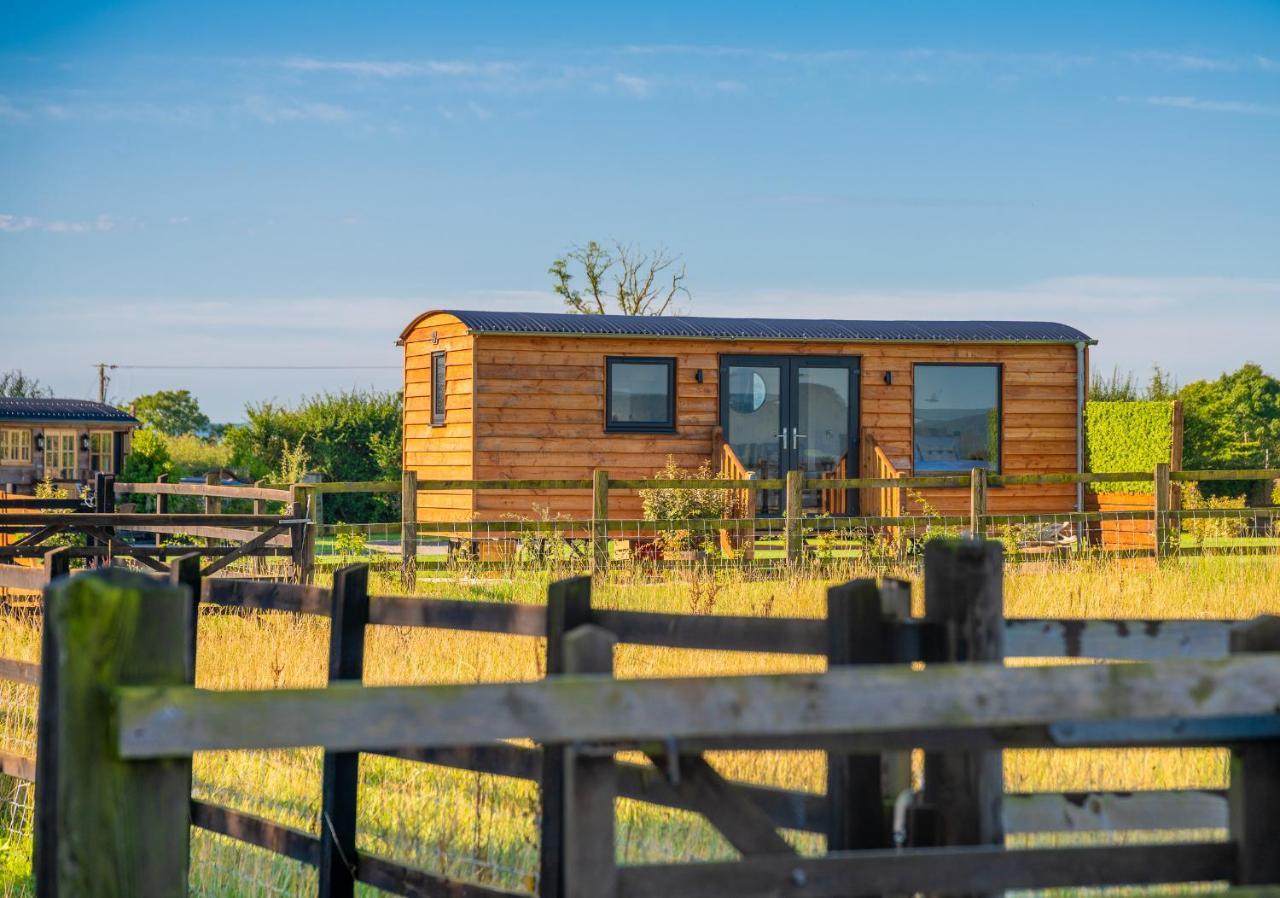 فندق Abberley Shepherds Hut - Ockeridge Rural Retreats Wichenford المظهر الخارجي الصورة