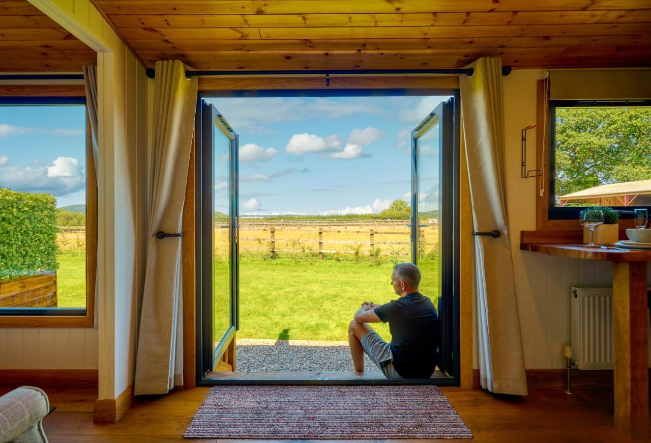 فندق Abberley Shepherds Hut - Ockeridge Rural Retreats Wichenford المظهر الخارجي الصورة