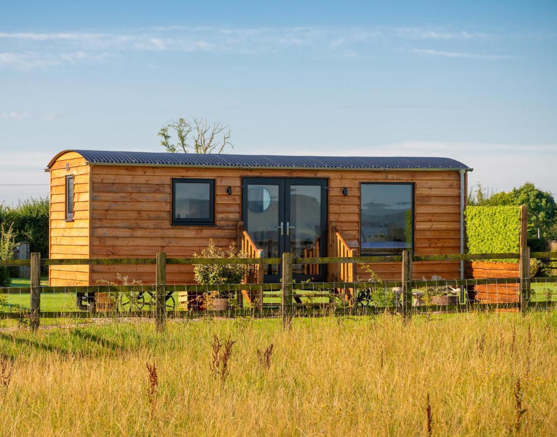 فندق Abberley Shepherds Hut - Ockeridge Rural Retreats Wichenford المظهر الخارجي الصورة